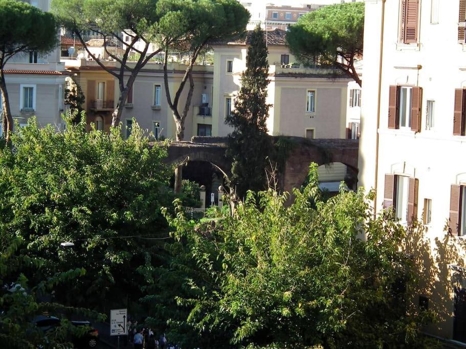 Welcrome Appartamento Roma Centro Zewnętrze zdjęcie